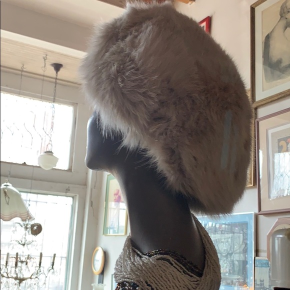 Fox Fur hat - Picture 3 of 6